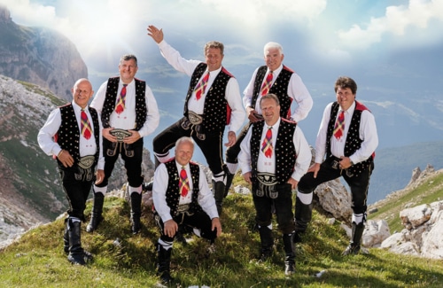 Mehr über den Artikel erfahren Spatzenfest mit den Kastelruther Spatzen in Kastelruth
