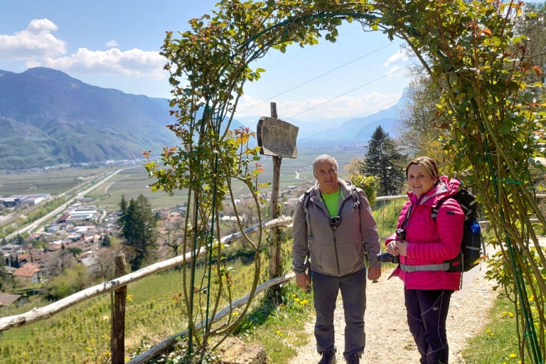 Gruppenreisen Wandern Fruehling Amrlinger Waalweg