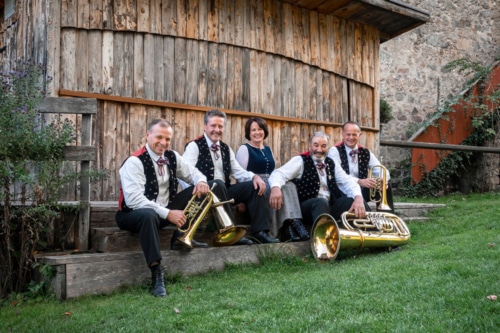 Klänge der Alpenwelt mit dem Kastelruther Männerquartett
