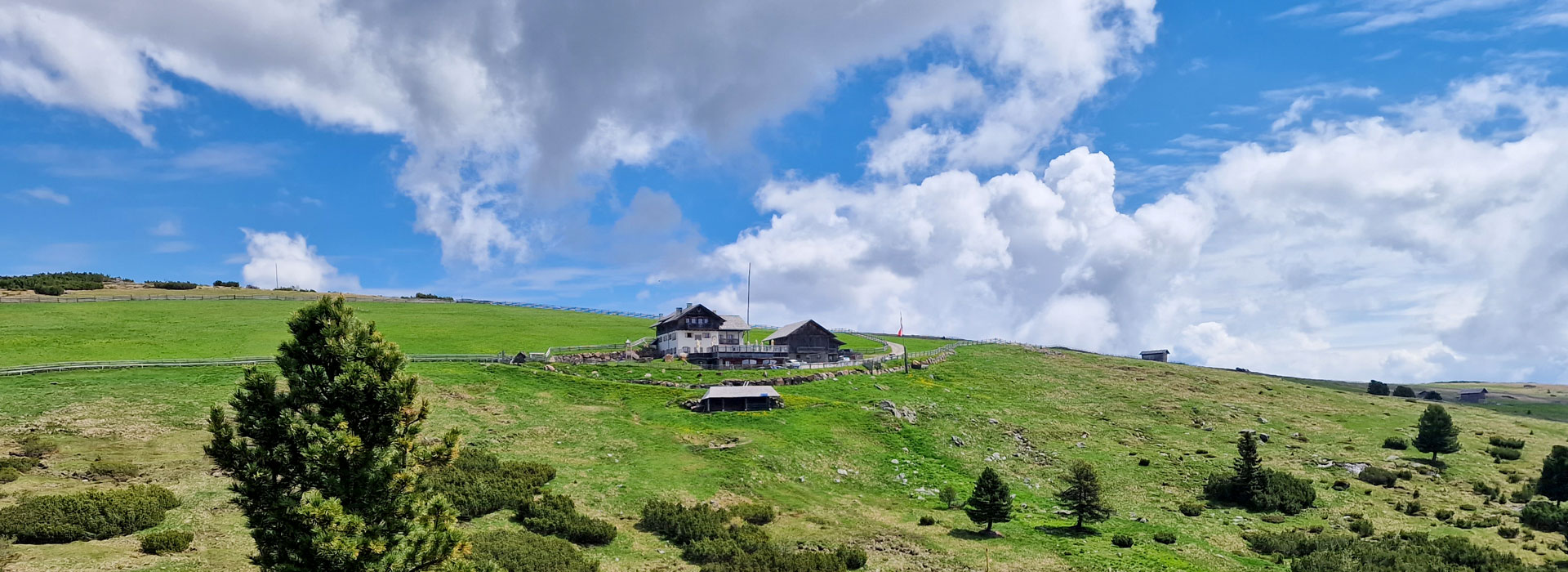 Wanderreise Suedtirol Villanderer Alm Steofflhuette